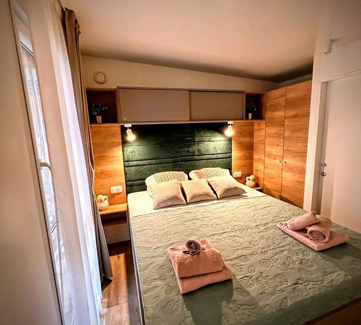 Holiday park Mobile Home Tasha Biograd Na Moru